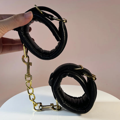 Black Cuffs Wrist Cuff Ankle Cuff Hand Cuff Golden Metal Chain for Night Bind Fun Restraint BDSM Fetish Play Sexy Cuffs Bondage